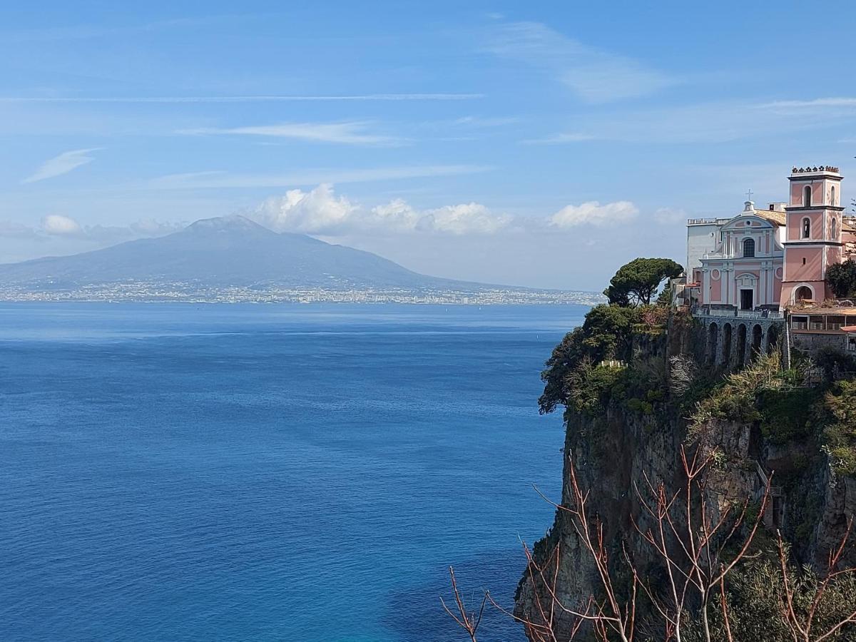 Margherita House Sorrento Вико-Экуенсе Экстерьер фото